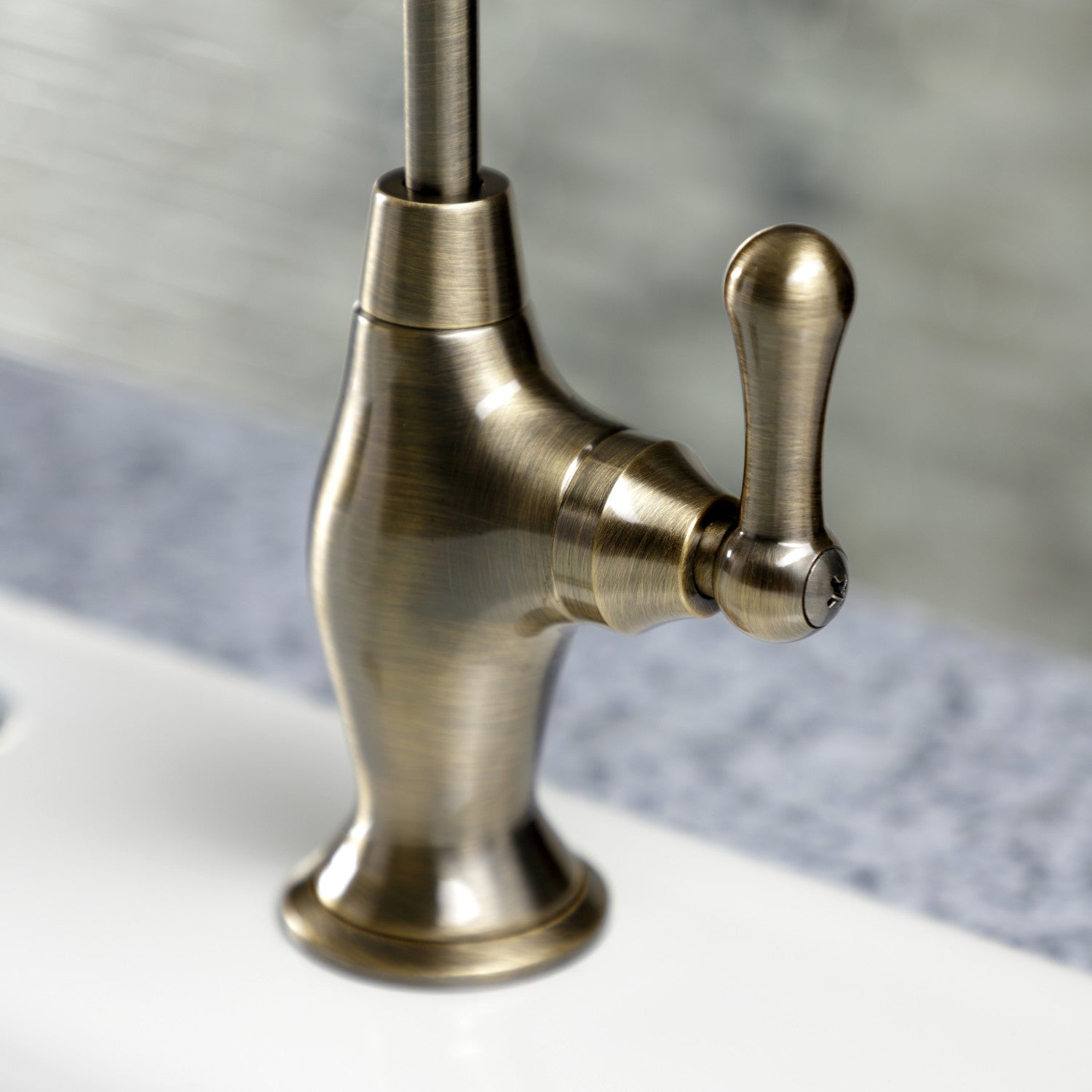 Kingston Heirloom KS3193AL - Restoration Single-Handle 1-Hole Deck Mount Water Filtration Faucet, Antique Brass — thumbnail 3